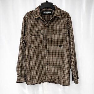 PLEASURES NOW Houndstooth Button-Up Shirt. Size M
